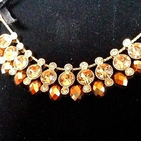 New! Vintage BETSEY JOHNSON Yellow Cubic Zirconia and Ribbon Bow Necklace. - Picture 7 of 11